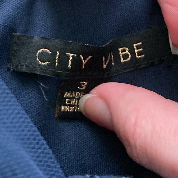 NEW (UNUSED) WOMENS DRESS: NAVY, SIZE 3 HOCO/PARTY - Picture 7 of 8